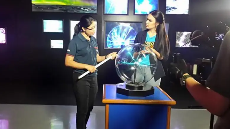 ทีวีไกด์: รายการ "รายการสมรภูมิไอเดีย" “เครื่องแยกเมล็ดข้าวสาร” ตอบโจทย์เกษตรครัวเรือน กูรูท้า...ต่อยอดใช้งานได้ทั้งแมนนวลและอัตโนมัติ