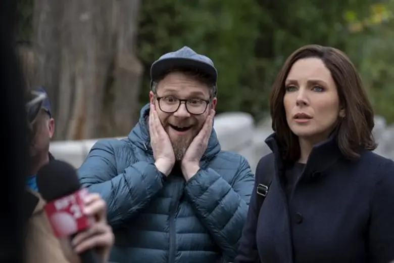 “ชาลิซ เธอรอน” ตัวแม่กำลังรุ่งผู้เข้าชิงประธานาธิบดี “เซธ โรเกน” นักข่าวจอมแสบที่การงานกำลังร่วง เมื่อมีรักแต่ขัดลุคแล้วมันจะเวิร์ก? ในรอมคอมมาแรง “LONG SHOT”