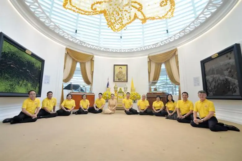 กลุ่มบริษัท คิง เพาเวอร์ ร่วมแสดงความจงรั...