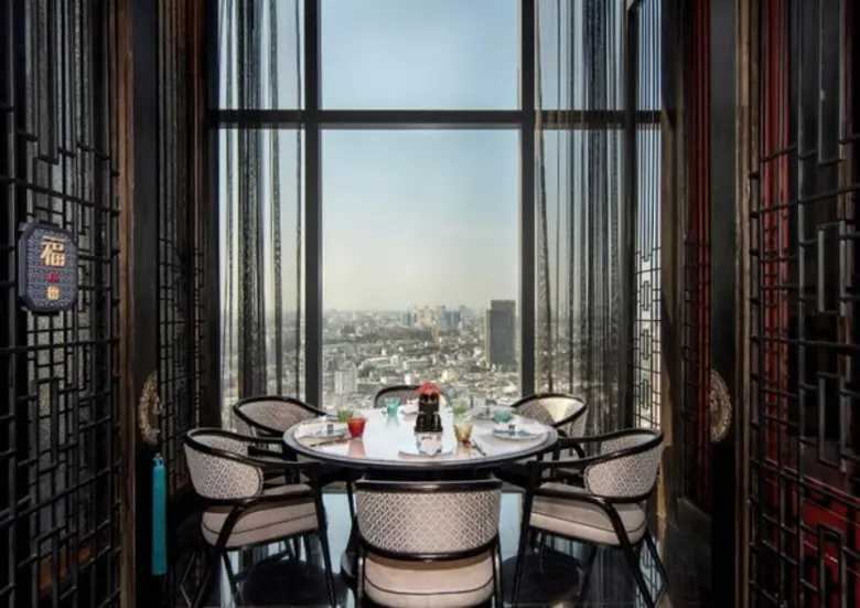 เซทอาหารจีน “ไข่หอยเม่น” ห้องอาหาร เย่า เรสเตอรองท์ โรงแรม แมริออท สุรวงศ์