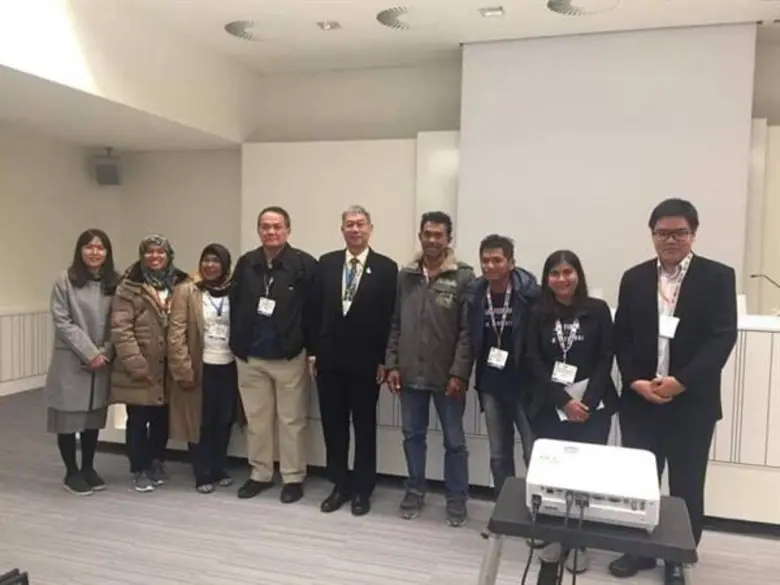 นายอดิศร พร้อมเทพ อธิบดีกรมประมง พร้อมด้ว...