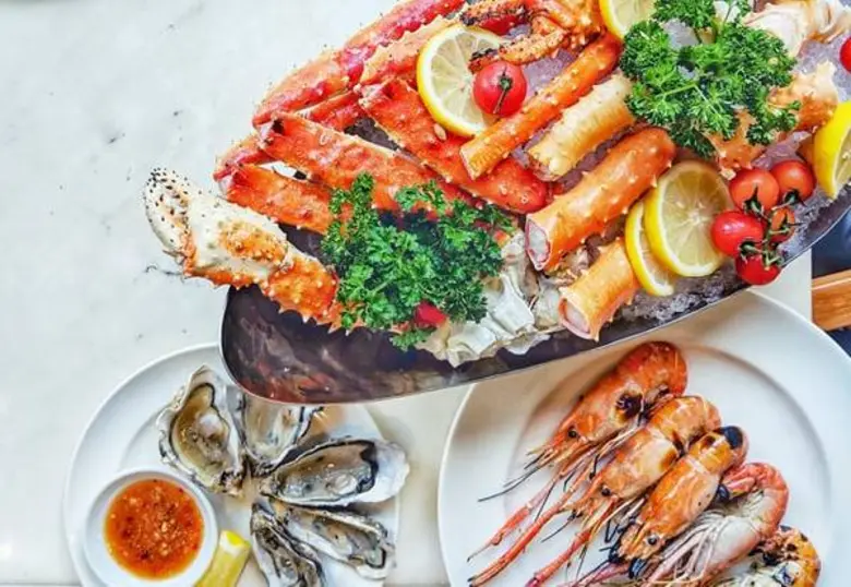 ซันเดย์บรันซ์ สุดอลังการกับปูอลาสก้าที่ โรงแรมเลอ เมอริเดียน สุวรรณภูมิฯ