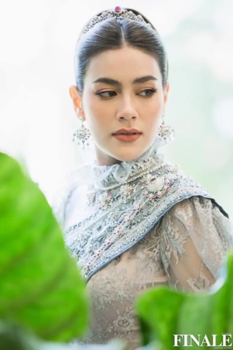 อลังการพีคสุด แฟชั่นซุปตาร์สุดยิ่งใหญ่ 16 ปี ฟินาเล่เวดดิ้งสตูดิโอ