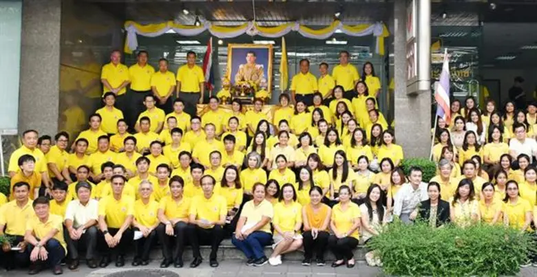 กลุ่มเอสเอสไอ นำโดย นายสมชาย สกุลสุรรัตน์...