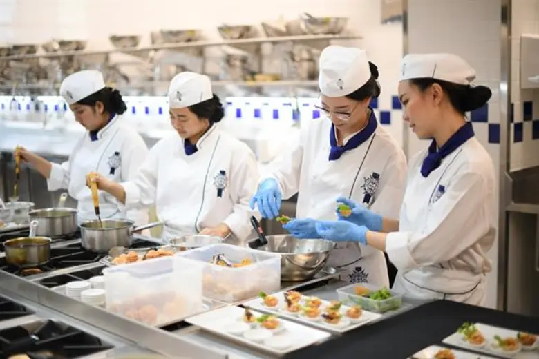 เลอ กอร์ดอง เบลอ ดุสิต เปิดตัวโรงเรียนแห่งใหม่ และคอร์สการจัดการธุรกิจสำหรับผู้ประกอบการร้านอาหาร ตอบโจทย์เจ้าของธุรกิจรุ่นใหม่