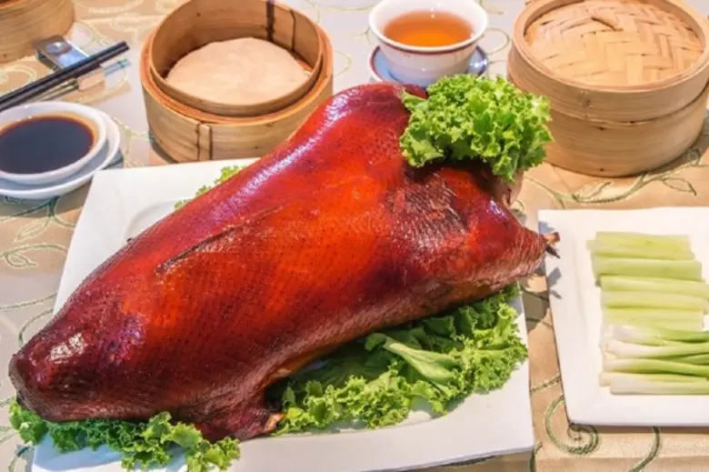 ห้องอาหารจีนฟุกหยวน - โรงแรมโกลเด้น ทิวลิ...