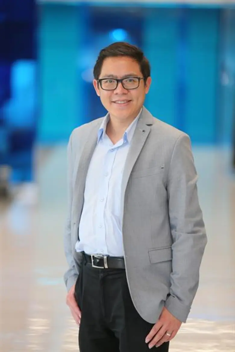 ดร. รุจิกร ภาวสุทธิไพศิฐ หัวหน้าเจ้าหน้าท...