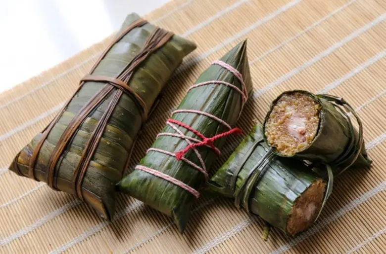 เทศกาลเรือมังกรเป็นหนึ่งในเทศกาลเฉลิมฉลอง...