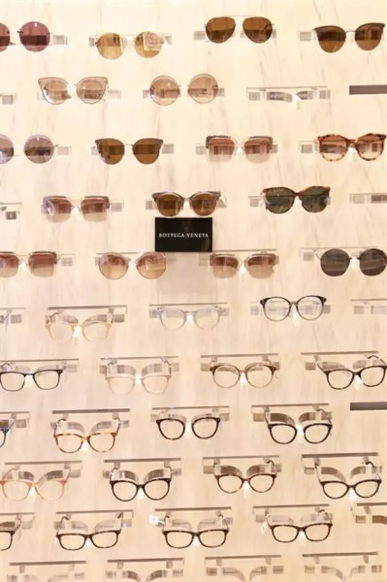 แว่นท็อปเจริญ จัดงาน “BOTTEGA VENETA Luxury Launch”  รวบรวมแว่นหรูสุดคลาสสิก ในราคาสุดพิเศษ วันนี้ – 31 พ.ค. นี้เท่านั้น!!