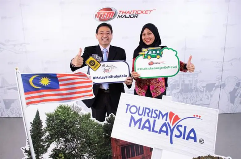 Mr. Komkrit Sirirat, Deputy Managing Dire...