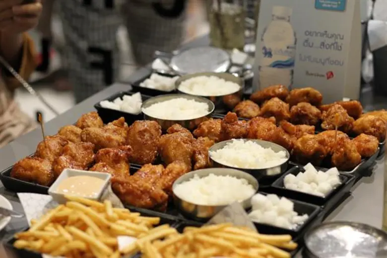 “SINGHA REWARDS” ตอกย้ำความสำเร็จกลยุทธ์ CRM ยืนหยัดสู่ปีที่ 2 มัดใจสมาชิกกว่า 7.8 ล้านราย จัด Special Day พาฟิน กิน “บอนชอน”