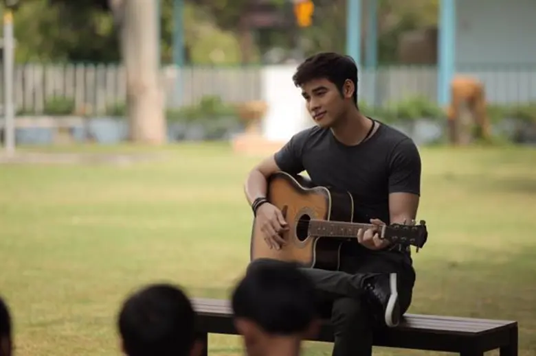 “โบ๊ท-ธารา” หนุ่มดาวรุ่งมากความสามารถกับบทบาทที่ท้าทายในบท “ริว และ ทัตตะนาคา” หนุ่มสัมผัสที่6 ใน “เพลิงนาคา”