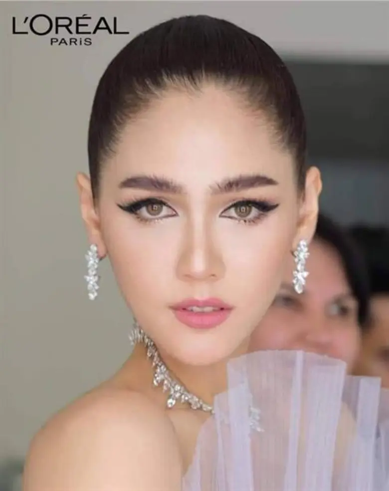 #ยืนหนึ่งในคานส์ อลังการเบอร์สุดมากแม่! ซ...