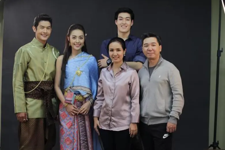 “ลิขิตแห่งจันทร์” ชวนสนุกต่อเนื่อง กับ “เปิดกองวิก 3” ตอนที่ 2