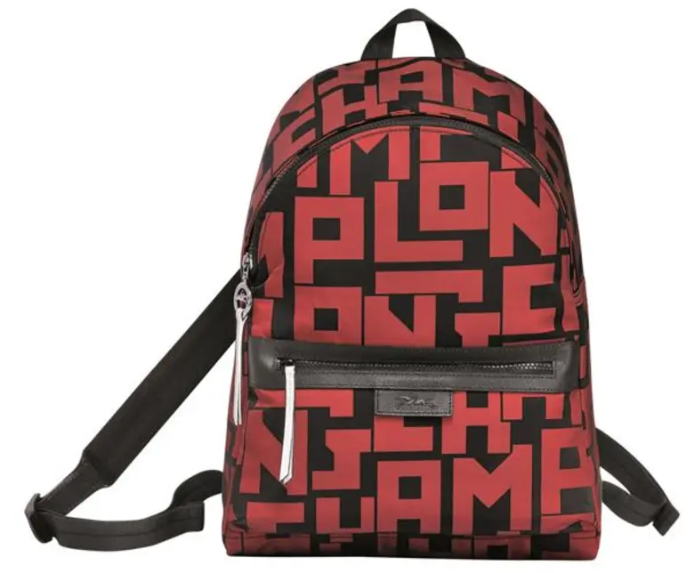 Longchamp LGP พลิกโฉมโมโนแกรมสุดคลาสสิกเป็นลุคสตรีทที่มาแรงที่สุดแห่งปี