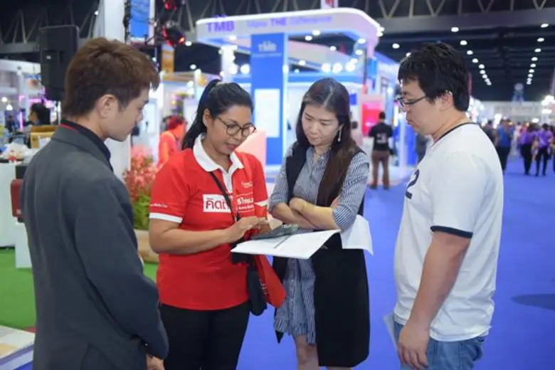 ธนาคาร ซีไอเอ็มบี ไทย เปิดบูธ 'CIMB THAI Notes of Financial Rhythm’ ในงาน Money Expo Bangkok 2019 วันแรก ลูกค้าสนใจสินเชื่อรีไฟแนนซ์บ้าน ดอกเบี้ยเฉลี่ย 3 ปีแรก 2.95% และเงินฝากประจำ 12 เดือน ดอกเบี้ย 2% ต่อปี