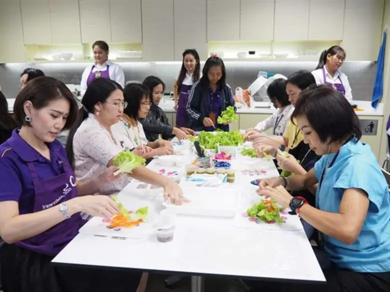 SCBLIFE จับมือกูรูชีวจิต จัดเวิร์คชอปอาหารต้านหวัด  ดูแลสุขภาพพนักงาน