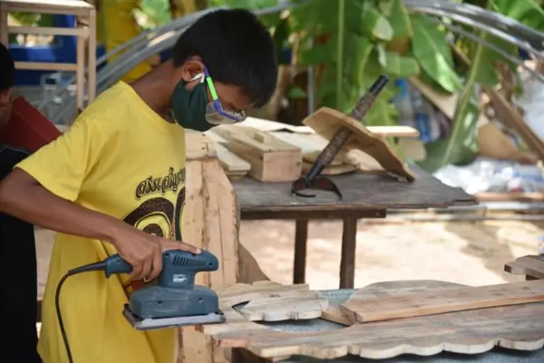 บ๊อช จับมือมูลนิธิมือต่อมือ เปิดศูนย์ชุมชน “เรือนม่วงมะปราง” ส่งเสริมผู้ด้อยโอกาสสร้างครอบครัวเข้มแข็ง ผ่านการพัฒนาทักษะอาชีพให้พึ่งพาตนเอง