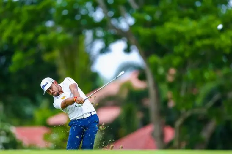 โปรเกาหลี แซงนำเดี่ยวกอล์ฟสิงห์ ลากูน่า ภูเก็ต โอเพ่นรอบสอง สดมภ์-ชินรัตน์ ดีสุดโปรไทยสกอร์ตามหลัง 2 สโตรก