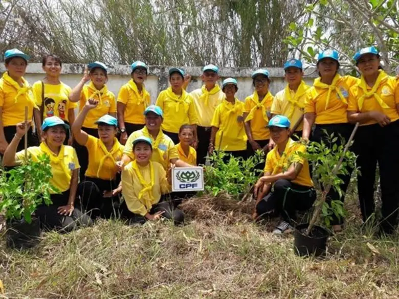 นายพีระ เอี่ยมสุนทร นายอำเภอแหลมงอบ จ.ตรา...