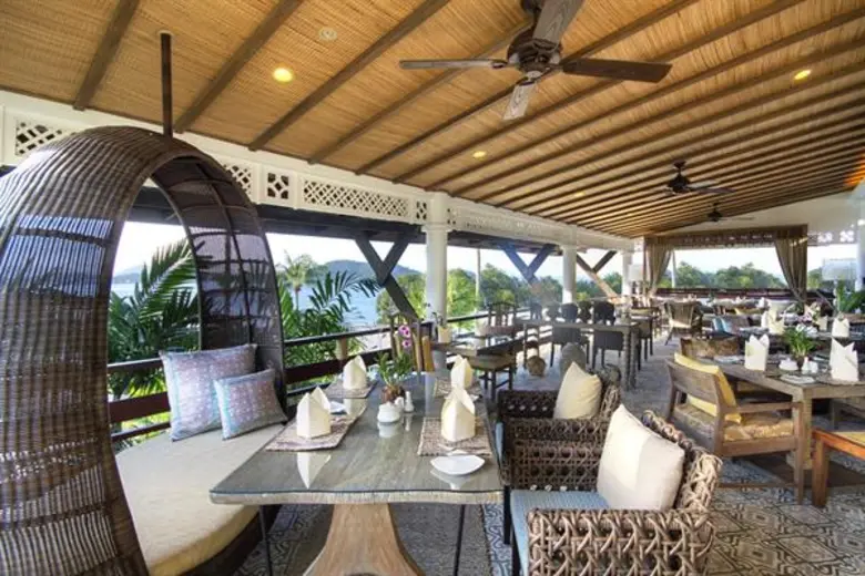 แฮปปี้กับดินเนอร์บุฟเฟ่ต์มื้อพิเศษ ให้คุณอิ่มอร่อยกับสเต็กไนท์ทุกวันศุกร์ ณ ห้องอาหาร คาเฟ่ อันดามัน โรงแรม เคปพันวา ภูเก็ต