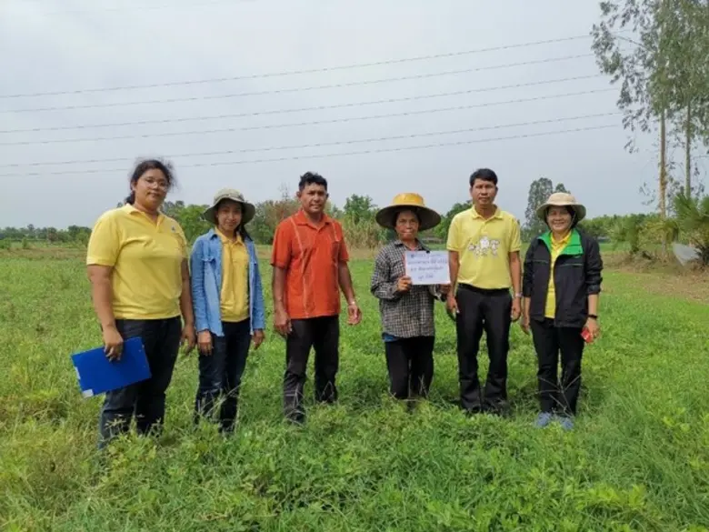 นางสาวสุจิรา กิจเจริญ เกษตรอำเภอเขาย้อย จ...