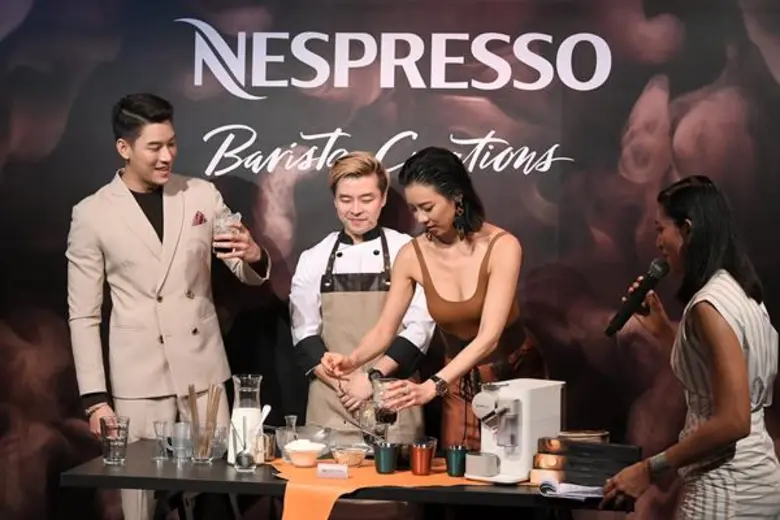 เคน - คริส เสิร์ฟเมนูคลายร้อน กาแฟนมสูตรพิเศษจากเนสเพรสโซ