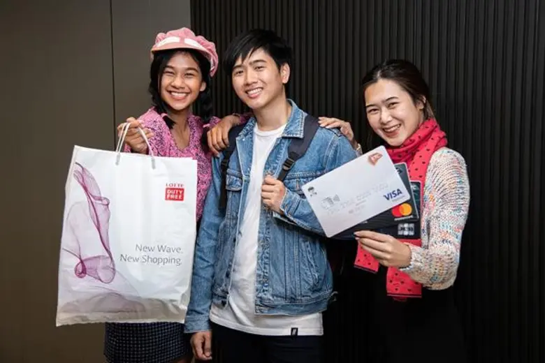 "เคทีซี" หรือ บริษัท บัตรกรุงไทย จำกัด (ม...