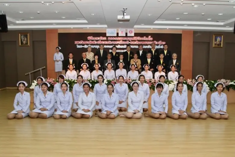 พิธีกตเวทิตา คณะกรรมการมูลนิธิป่อเต็กตึ๊ง...