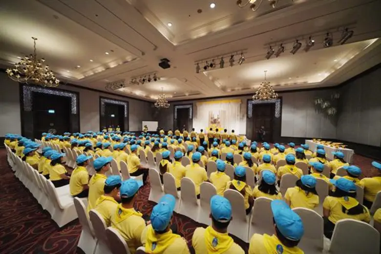 คณะผู้บริหารและพนักงานเอไอเอส ร่วมเป็นเครือข่ายทำความดี จิตอาสาพระราชทาน ในโครงการจิตอาสา “เราทำความ ดี ด้วยหัวใจ”