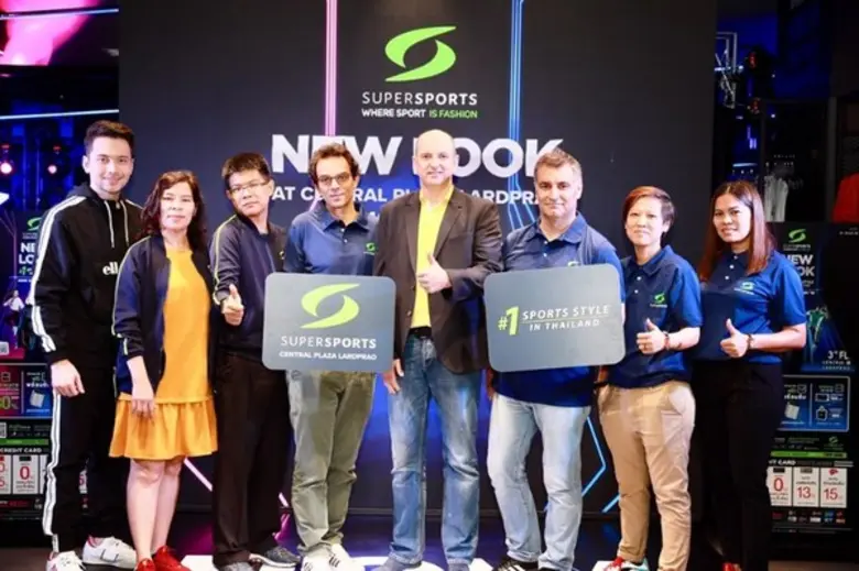 อินดี้”-“เฟิร์น”สวมมาดหนุ่มสาวสปอต เดินแฟชั่นในงาน SUPERSPORTS NEW LOOK