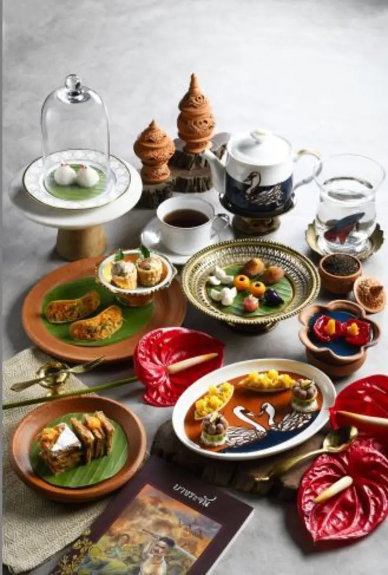 จิบน้ำชายามบ่ายในบรรยากาศร่วมสมัย หวนนึกถ...