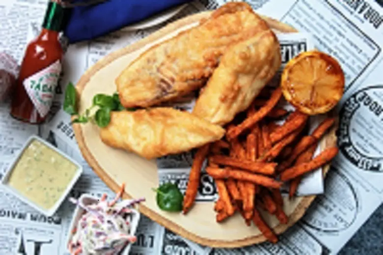 ซัฟไฟร์ บาร์ ชวนคุณมาลอง " ฟิช แอนด์ ชิพ"...