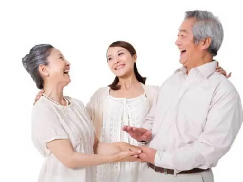 ดูแลสุขภาพผู้สูงวัย...ให้อยู่กับลูกหลานไปนานๆ ด้วยการตรวจคัดกรองความเสี่ยงโรคมะเร็ง