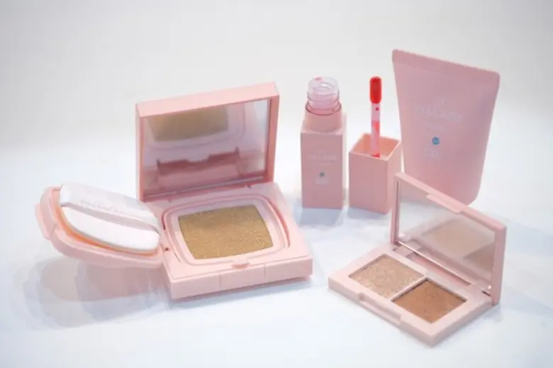 เครื่องสำอาง คำสั้นๆ อันเป็นส่วนประกอบของ...