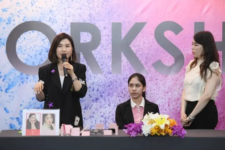 อัพเดทเทรนด์แต่งหน้าปี 2019 - COLORFUL MAKEUP กับเมคอัพอาร์ตติสคนดัง จากประเทศเกาหลีใต้	