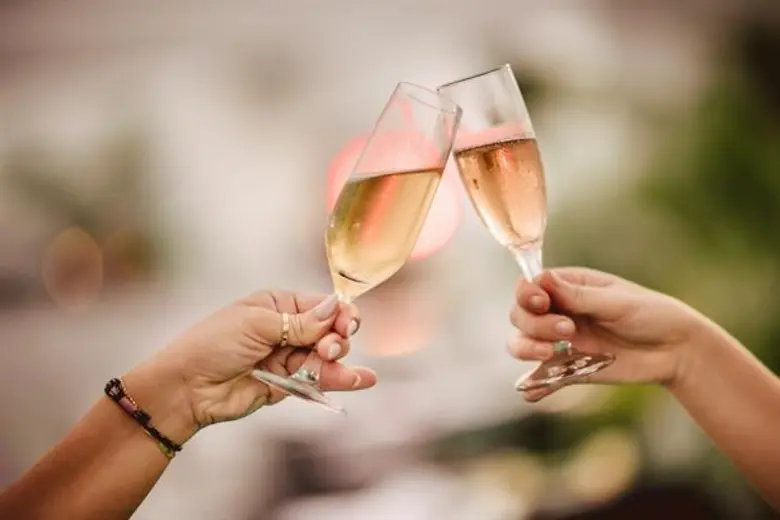 Wine Journey ของโรงแรม ดิ แอทธินี โฮเทล แ...