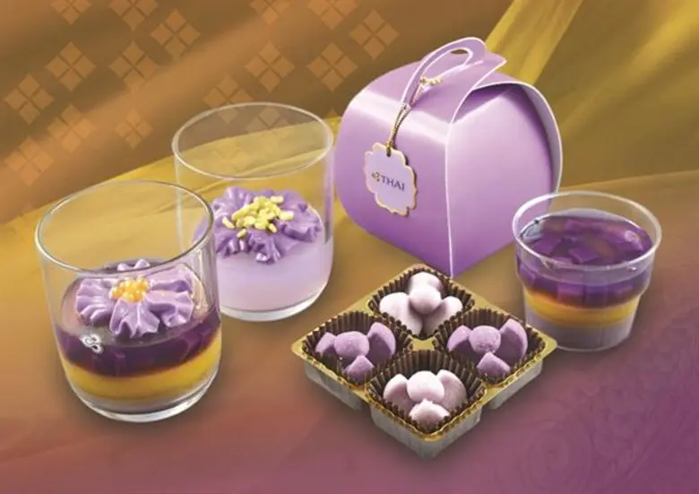  การบินไทยเสิร์ฟขนมหวานเมนูพิเศษเนื่องในโอกาสวันเฉลิมพระชนมพรรษาของสมเด็จพระนางเจ้าฯ พระบรมราชินี