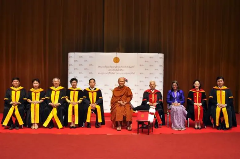 ผู้ช่วยศาสตราจารย์ ดร. นิธินันท์ วิศเวศวร...