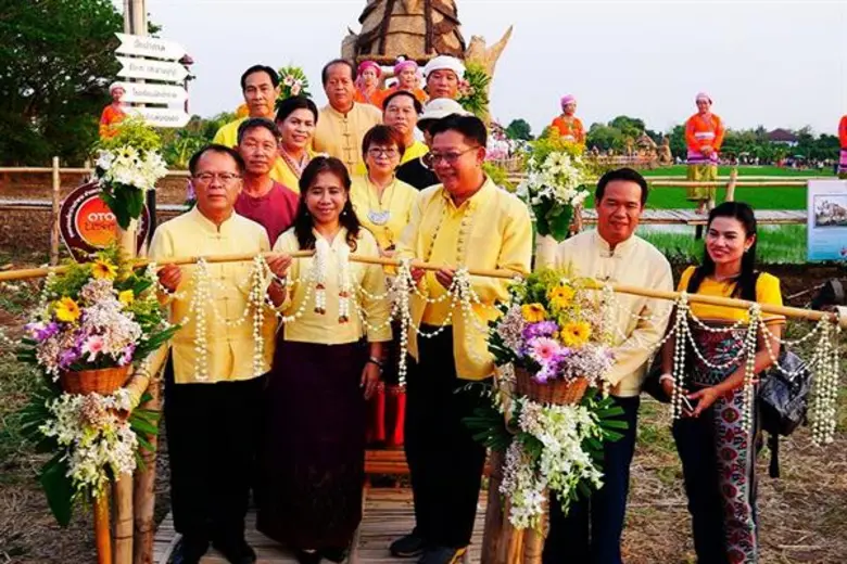 นางสาว สมลักษณ์ คล่องแคล่ว ผู้เชี่ยวชาญเฉ...