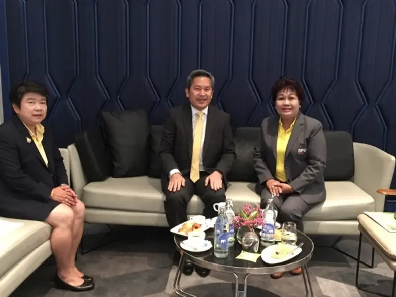 อาจารย์คณะบริหารธุรกิจ ม.ศรีปทุม บริการวิ...