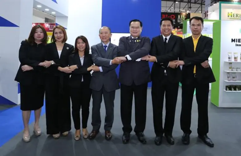 นายวชิระ แก้วกอ รักษาการผู้อำนวยการกลุ่มง...