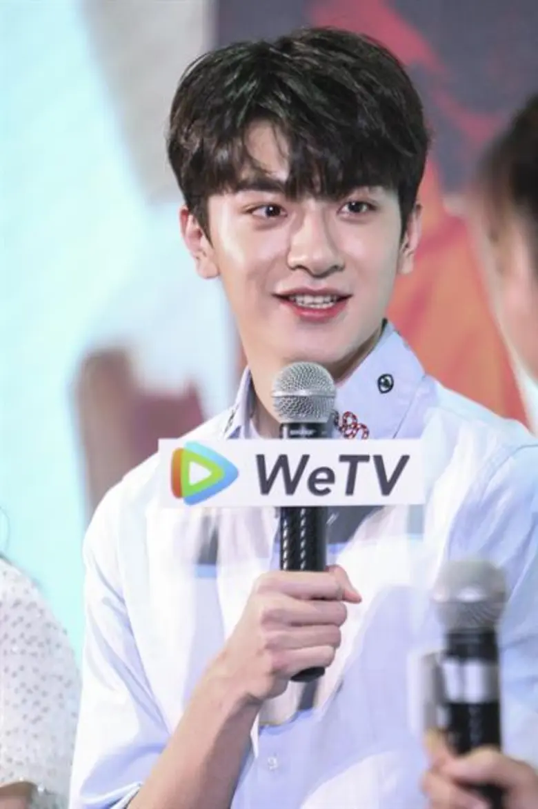 WeTV ตอบรับกระแสความสำเร็จซีรี่ย์สุดฮิต “อุ่นไอในใจเธอ” (Put Your Head On My Shoulder) จัดงานแฟนมีตติ้งให้กับแฟนชาวไทยสุดเอ็กซ์คลูซีฟ กระทบไหล่คู่พระ-นางแบบใกล้ชิด