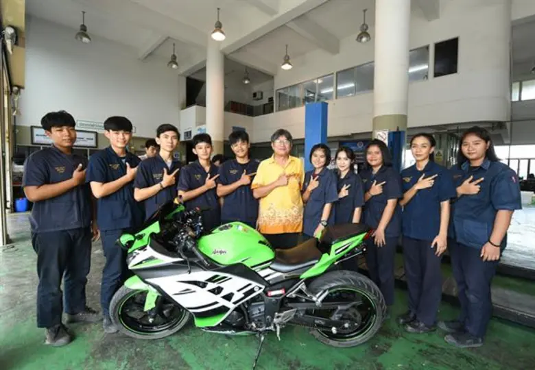 อาชีวะเปิดสอนซ่อมบิ๊กไบค์ ช่วงวันหยุด