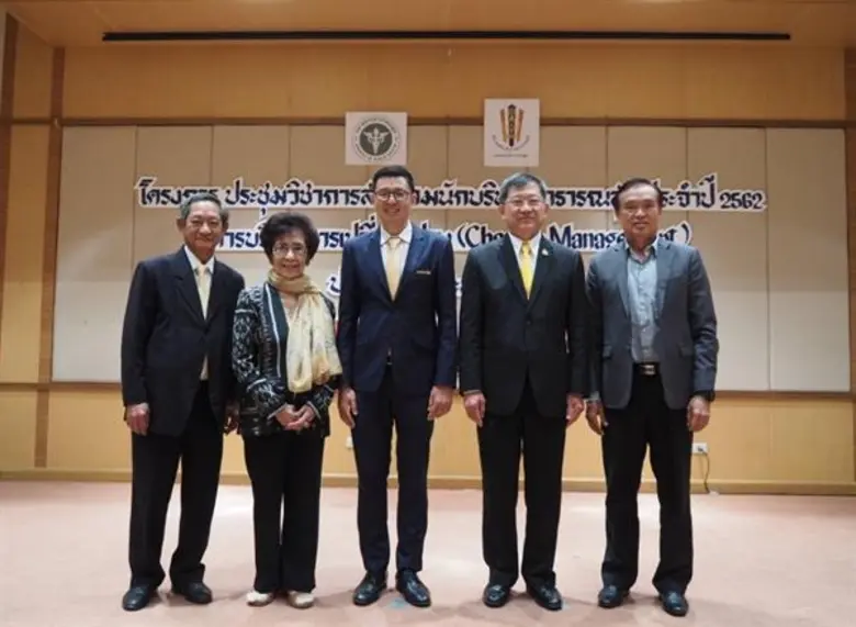 นายเสถียร เลี้ยววาริณ ประธานเจ้าหน้าที่บร...