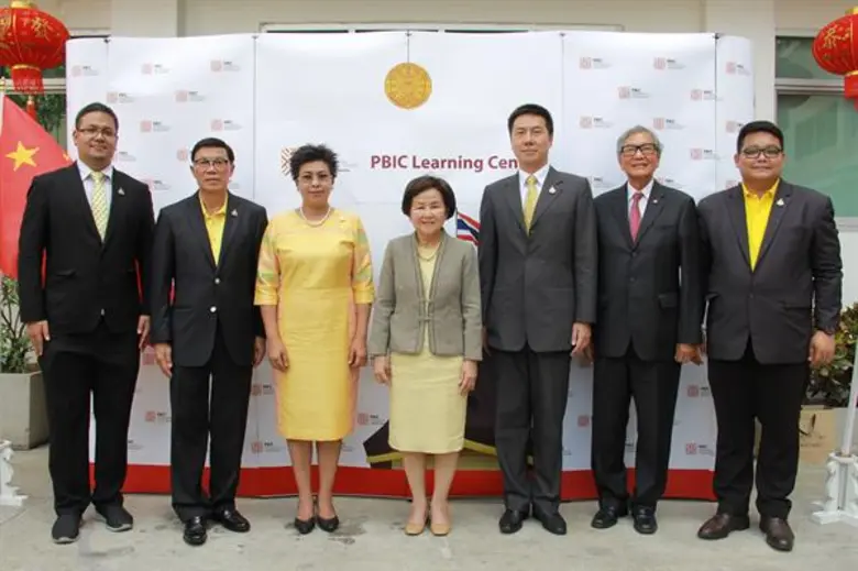 ผู้ช่วยศาสตราจารย์ ดร. นิธินันท์ วิศเวศวร...