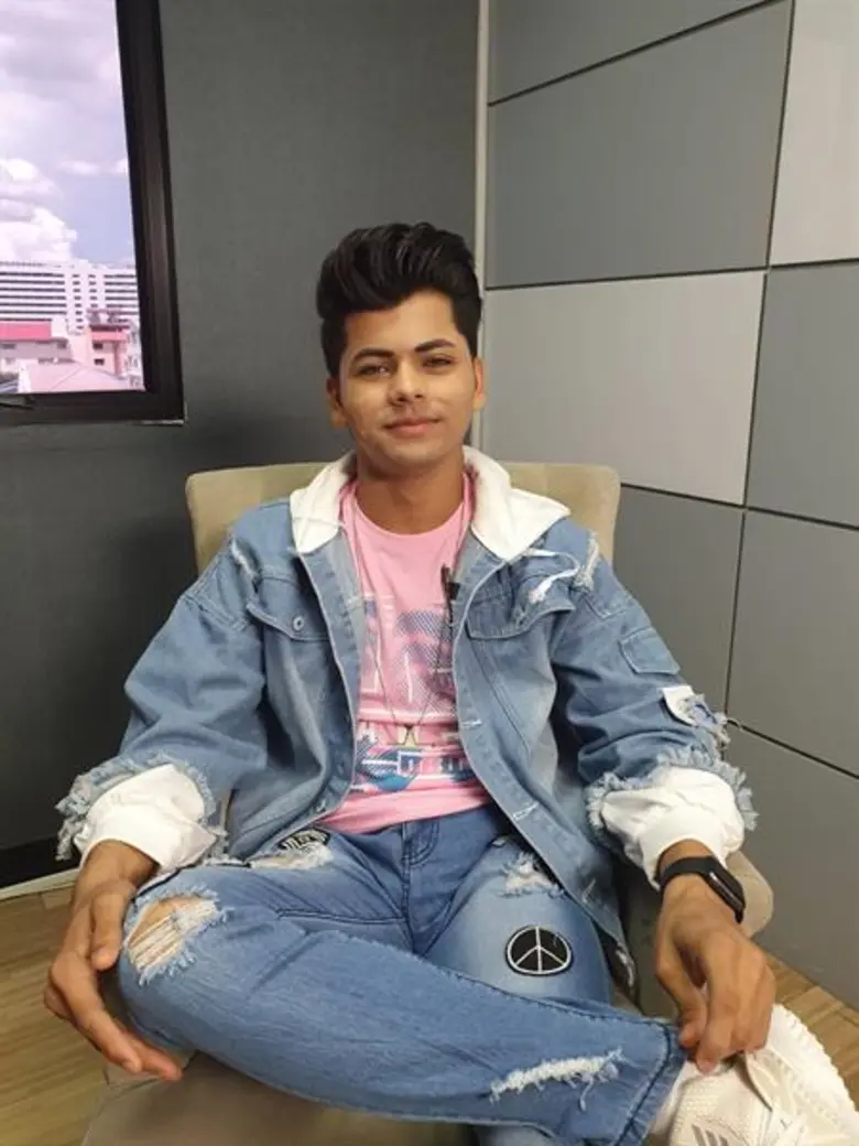 เดินทางมาถึงเมืองไทย ก็ได้รับการต้อนรับอย...