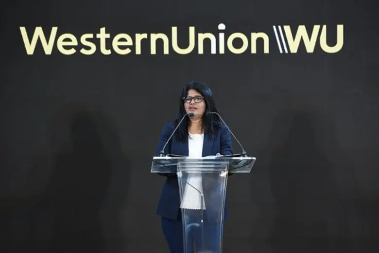 นางโซฮีนี ราโชลา รองประธานกรรมการภูมิภาคเอเชียใต้แล...