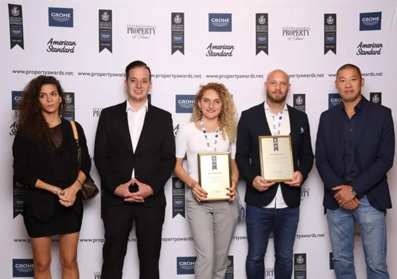 บริษัท บลู ฮอริซัน เดเวลลอปเมนท์ส จำกัด (...