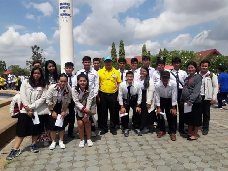 เปิดรับลงทะเบียนวันแรกที่โคราช ชาวมทร.อีสาน กว่า 300 คน แห่ลงทะเบียนจิตอาสาพระราชทานอย่างคึกคัก